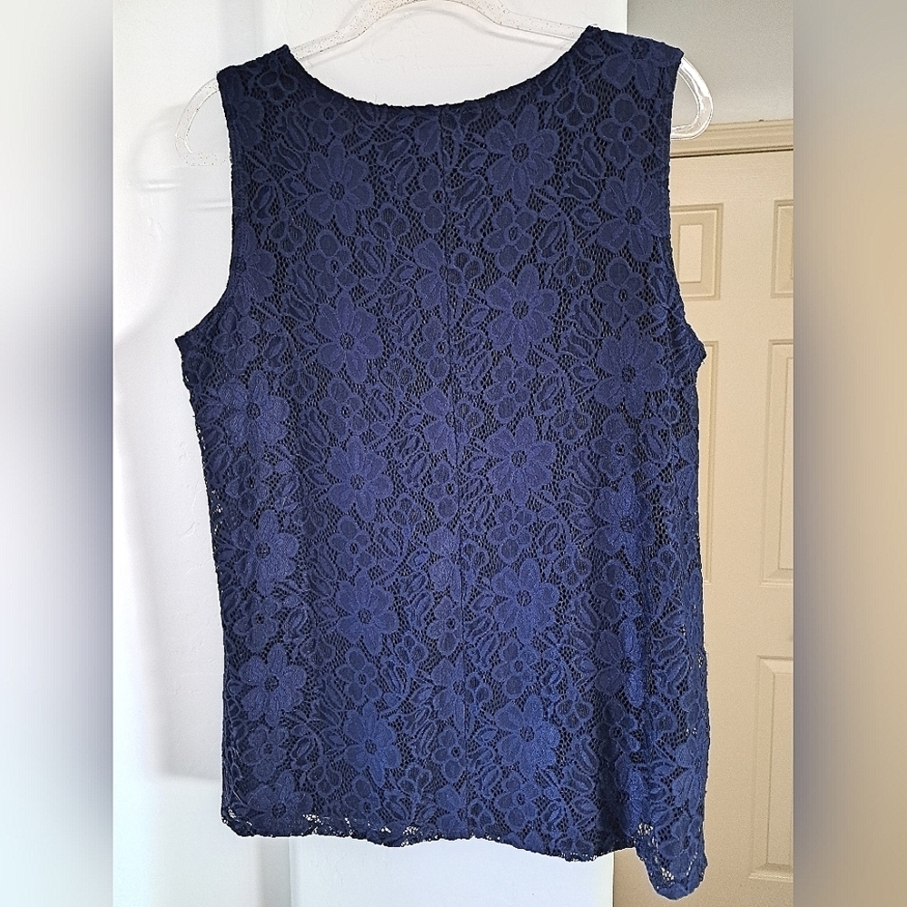 Woman Within Elegant Navy Lace Sleeveless Top SIZE 18W NWOT - Picture 3 of 8